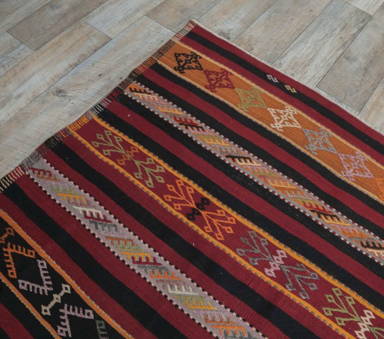 Vintage Sivas Kilim Runner Rug