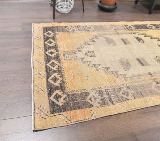 Vintage Runner Rug - Thumbnail