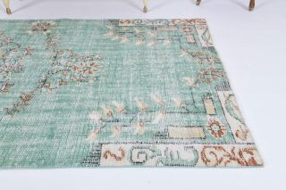 Vintage Area Rug - Thumbnail