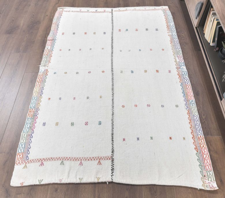 Vintage White Area Rug