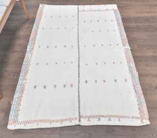 Vintage White Area Rug - Thumbnail