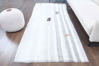 4x7 Handmade Vintage Area Rug - Thumbnail