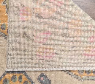 Vintage Area Rug - Thumbnail