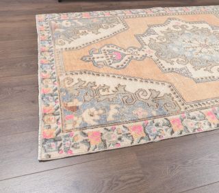 Vintage Area Rug - Thumbnail