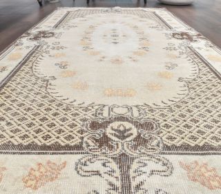 Vintage Area Rug - Thumbnail