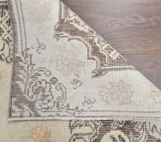 Vintage Area Rug - Thumbnail