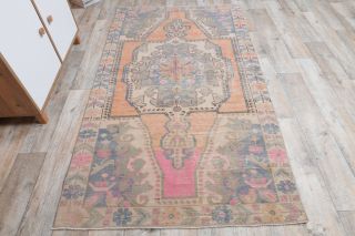 Vintage Area Rug - Thumbnail