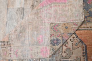 Vintage Area Rug - Thumbnail