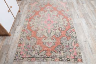 Vintage Area Rug - Thumbnail