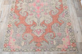 Vintage Area Rug - Thumbnail