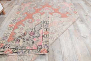 Vintage Area Rug - Thumbnail