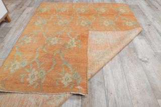 Vintage Area Rug - Thumbnail