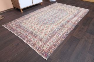 Vintage Area Rug - Thumbnail