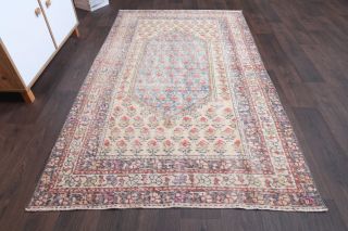 Vintage Area Rug - Thumbnail