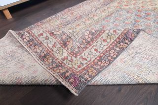 Vintage Area Rug - Thumbnail