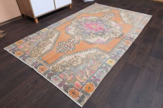 Vintage Area Rug - Thumbnail