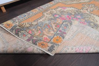 Vintage Area Rug - Thumbnail