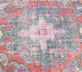 Vintage Area Rug - Thumbnail