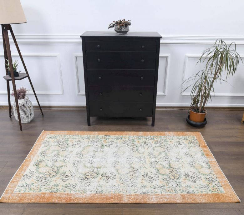 Vintage Throw Nursery Rug