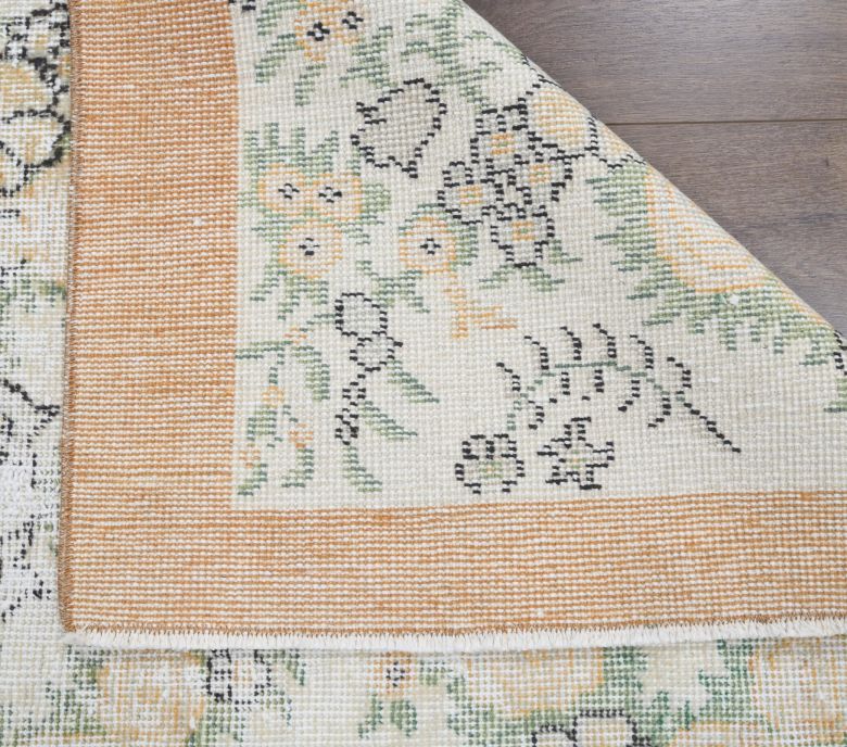 Vintage Throw Nursery Rug