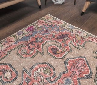 Vintage Area Rug - Thumbnail