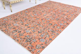 Vintage Area Rug - Thumbnail