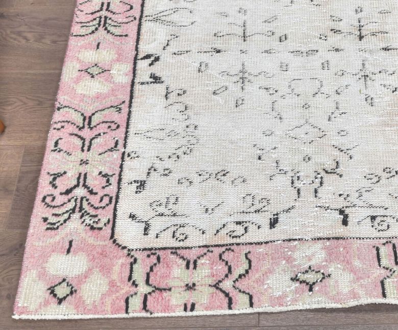 4x7 Vintage Handmade Turkish Area Rug