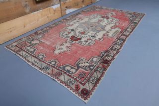 Oriental Vintage Area Rug - Thumbnail