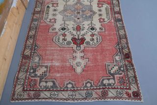 Oriental Vintage Area Rug - Thumbnail