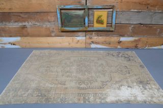 Vintage Area Rug - Thumbnail