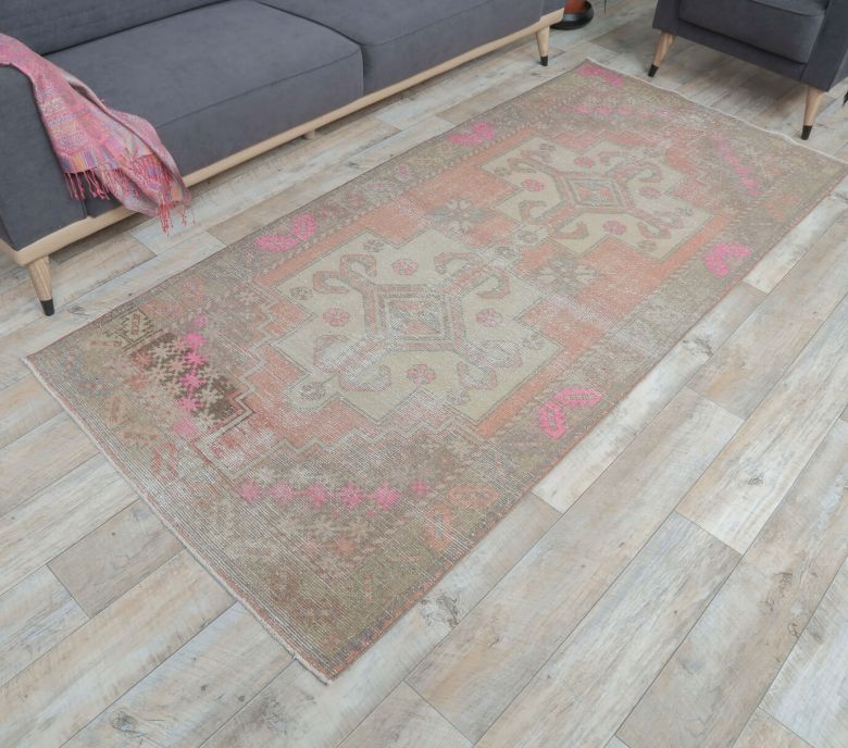 4x8 Vintage Faded Pastel Boho Area Rug