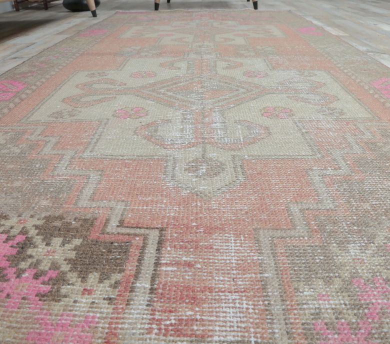 4x8 Vintage Faded Pastel Boho Area Rug