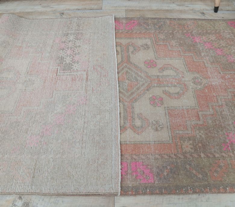 4x8 Vintage Faded Pastel Boho Area Rug