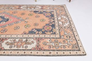 Vintage Area Rug - Thumbnail