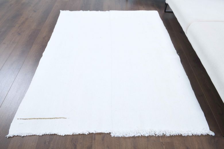 5x6 Solid White Vintage Area Rug