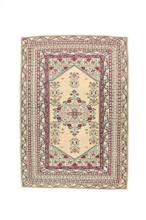 Vintage Area Rug - Thumbnail