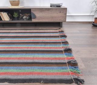 Vintage Kilim Area Rug - Thumbnail