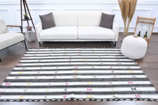 5x8 Handwoven Vintage Rug - Thumbnail