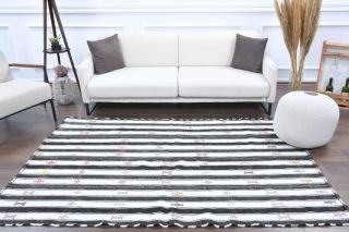 5x8 Handmade Vintage Area Rug - Thumbnail