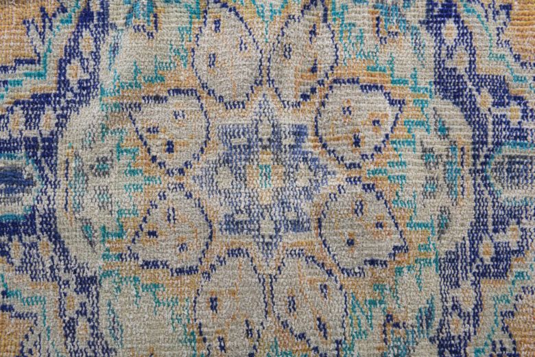5x8 Handmade Vintage Anatolian Area Rug