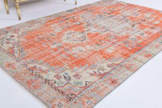 Vintage Area Rug - Thumbnail