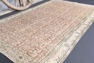 5x9 Semi-Antique Vintage Area Rug - Thumbnail