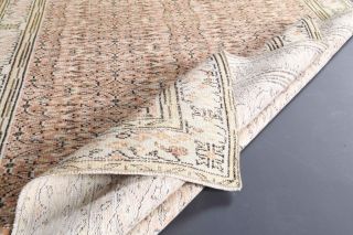 5x9 Semi-Antique Vintage Area Rug - Thumbnail