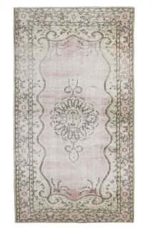 Vintage Area Rug - Thumbnail