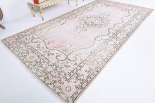 Vintage Area Rug - Thumbnail