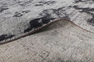6x10 Handmade Vintage Area Anatolian Rug - Thumbnail