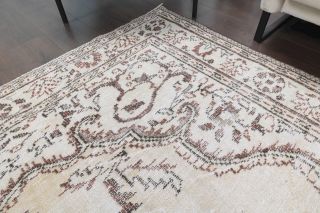 6x10 Handmade Vintage Area Rug - Thumbnail