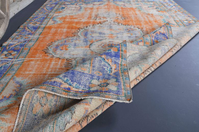 6x10 Handmade Vintage Anatolian Area Rug