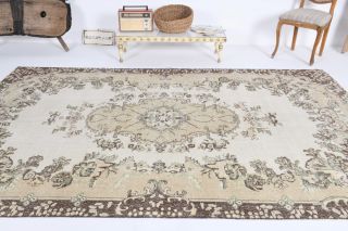 Vintage Medium Area Rug - Thumbnail