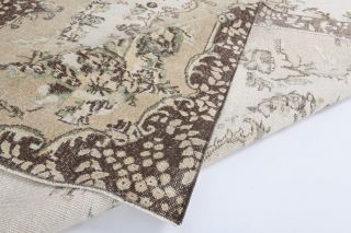 Vintage Medium Area Rug - Thumbnail